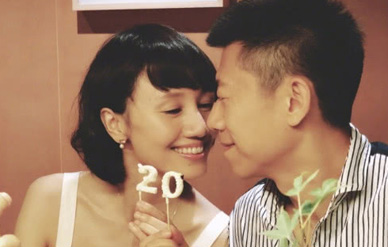 夏雨为袁泉亲生，夫妇罕见秀恩爱，41岁袁泉素颜出镜也太美了！