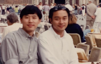 张国荣逝世16周年,唐鹤德晒旧照缅怀哥哥!
