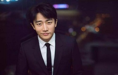 黄轩签约品牌代言